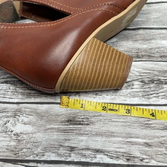 Unbranded Faux Leather Notched Ankle Booties 8.5 Cognac Warm Brown Exposed Ankle - Picture 10 of 10